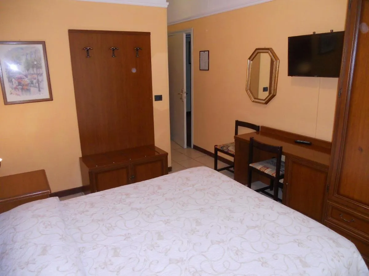Hotel Salus Montecatini Terme Italy