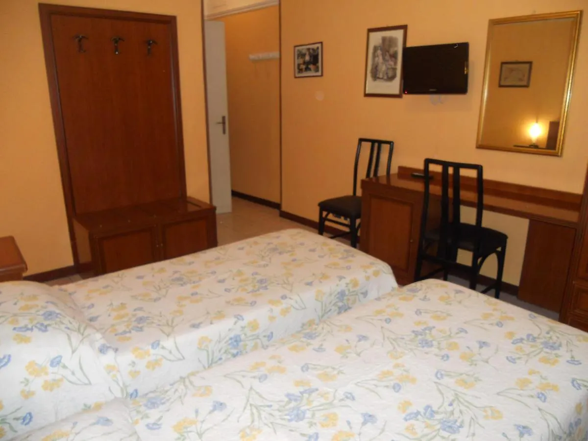 Hotel Salus Montecatini Terme 3*,  Italy