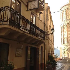 Hotel Re Ruggero
